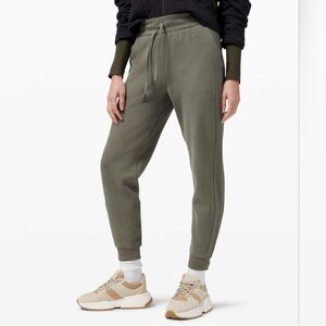 Lululemon Scuba High-Rise Jogger *Fleece Grey Sage